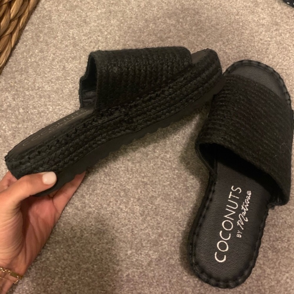 Black espadrille slides